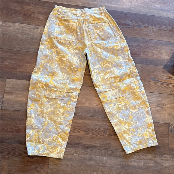 NWT barrel jeans - Picture 4 of 5